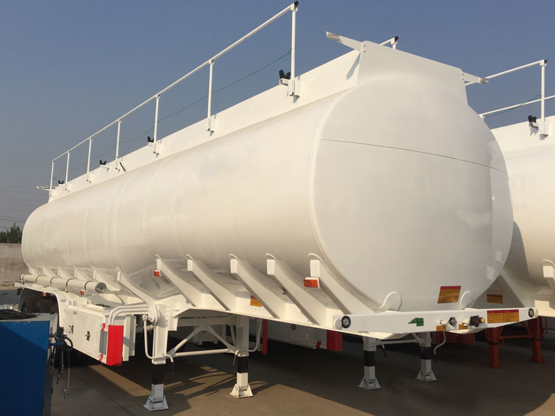 Large Capacity Fuel Tanker Trailer