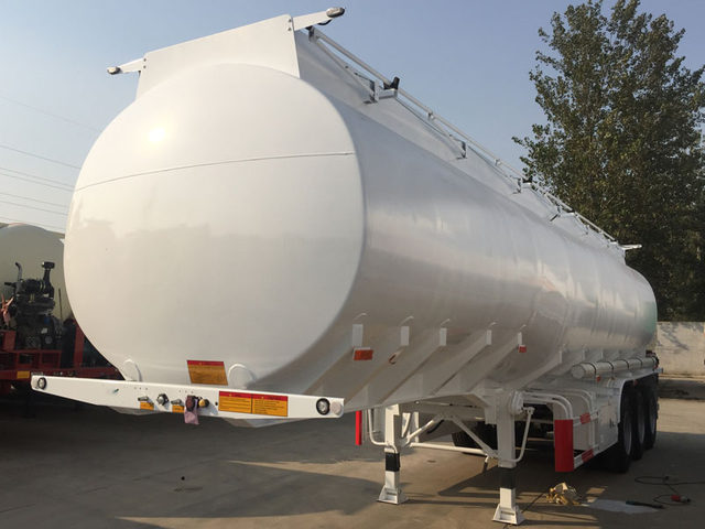 Large Capacity Fuel Tanker Trailer