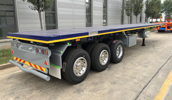 What is a flatbed trailer？