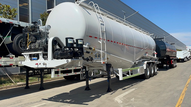 3 Axle Bulk Powder Cement Tanker Trailer