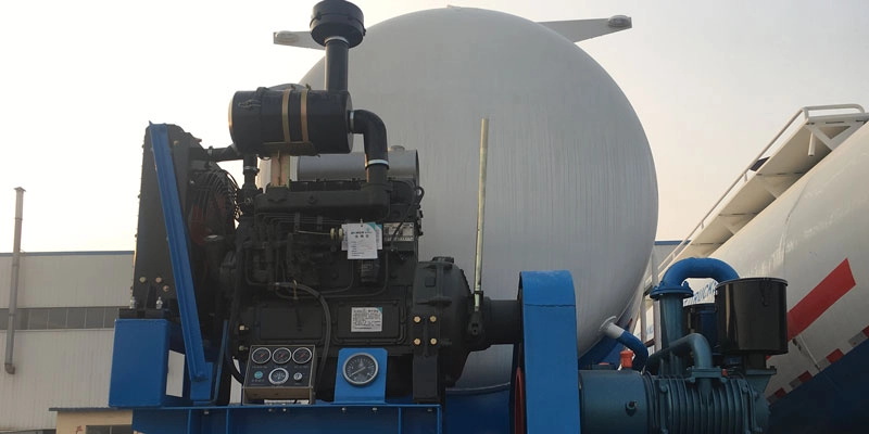 30CBM Cement Bulker Trailer Factory Price