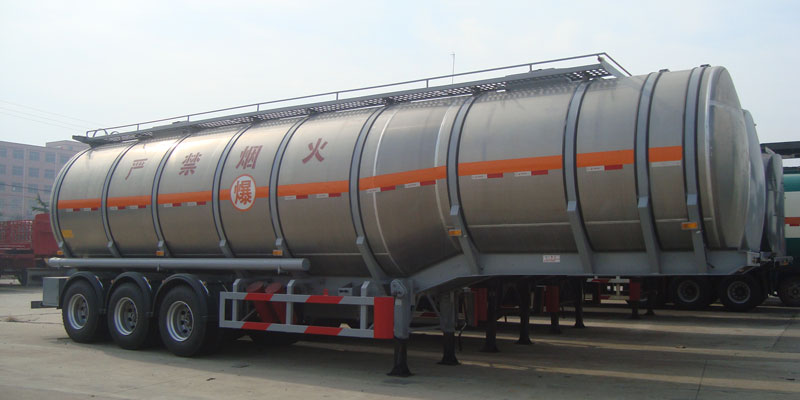Stainless Steel Fuel Tanker Trailer for Sale
