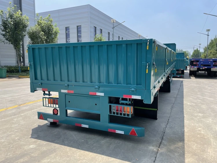 Bulk Cargo Side Wall Semi Trailer: Hauling Heavy Loads with Efficiency and Safety