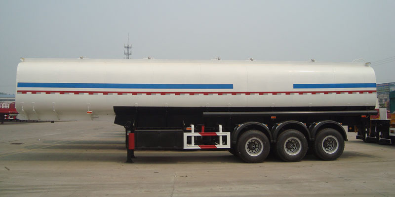 9000 Gallon Fuel Tanker Trailer for Sale