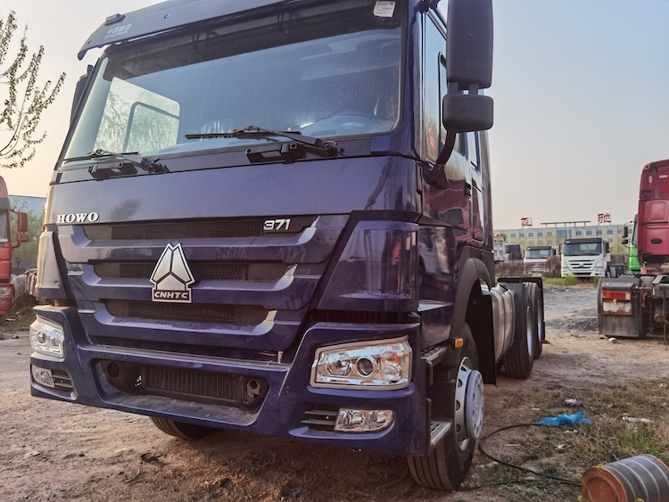 Used-Tractor-Trucks-for-Sale-in-South-Africa-blue.jpg