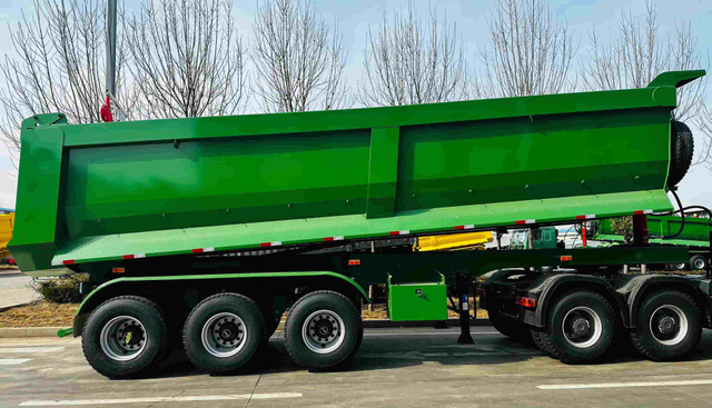 Rear dump semi trailer manufactured by Vehicle Master
