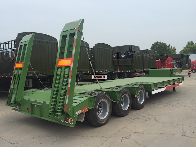 lowbed-railer-anufacturers-in-south-africa-military.JPG