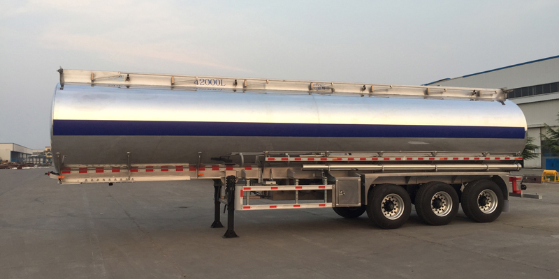 3 Axle 40000 Liter Aluminum Tank Trailer