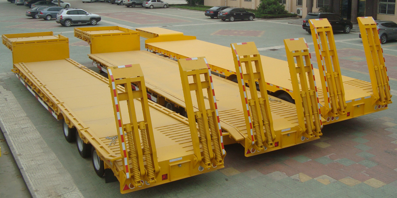 Lowbed Semi Trailer for Sale at Factory Price